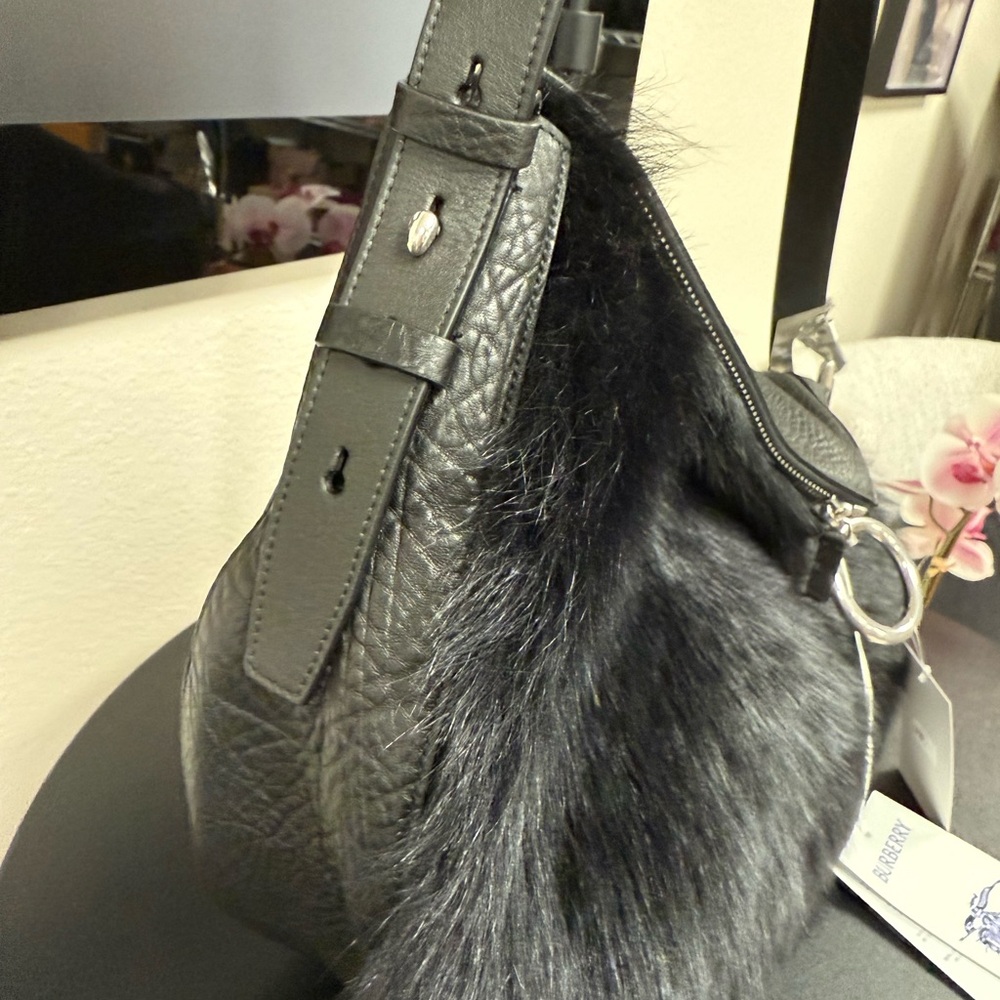 Burberry night bag, brand new with tags - Picture 4 of 14